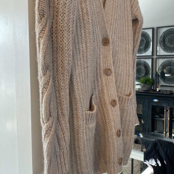 Like New Banana Republic womens sweater sz S - Picture 4 of 7